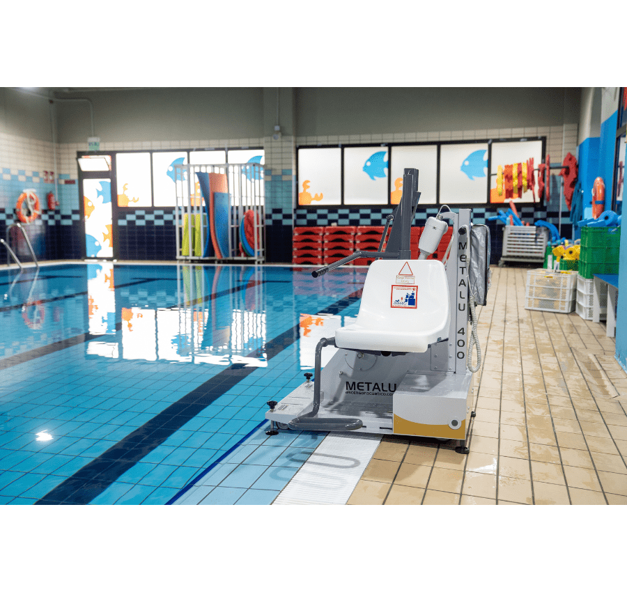 Elevador de batería portátil para piscina modelo: METALU 400 Elevador de batería portátil para piscina modelo: METALU 400